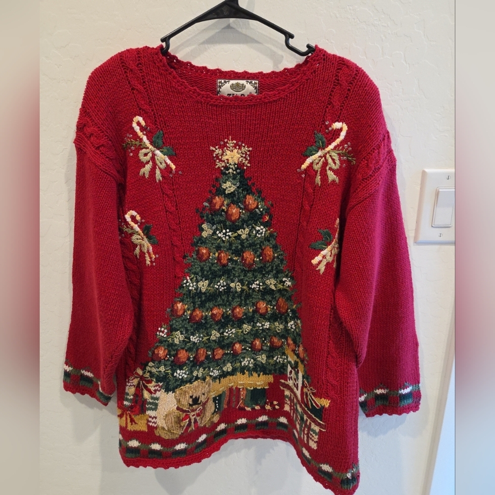 Vtg Y2K Size M Womens Red Christmas Tree Sweater Pullover Tiara International